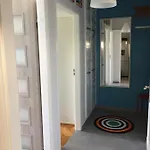 Just ! Apartment *